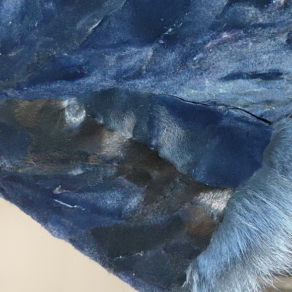 Oscar de la Renta Navy Mink and Fox Collar Cape - Picture 6 of 13